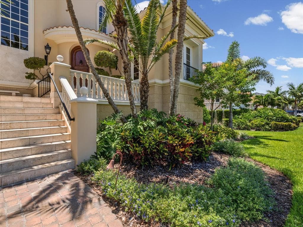 6224 PASADENA POINT BOULEVARD photo 6