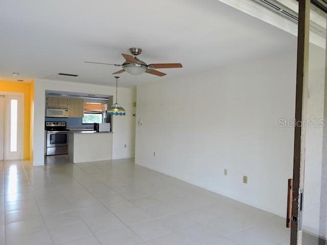 1433 MEDITERRANEAN DRIVE C photo 7