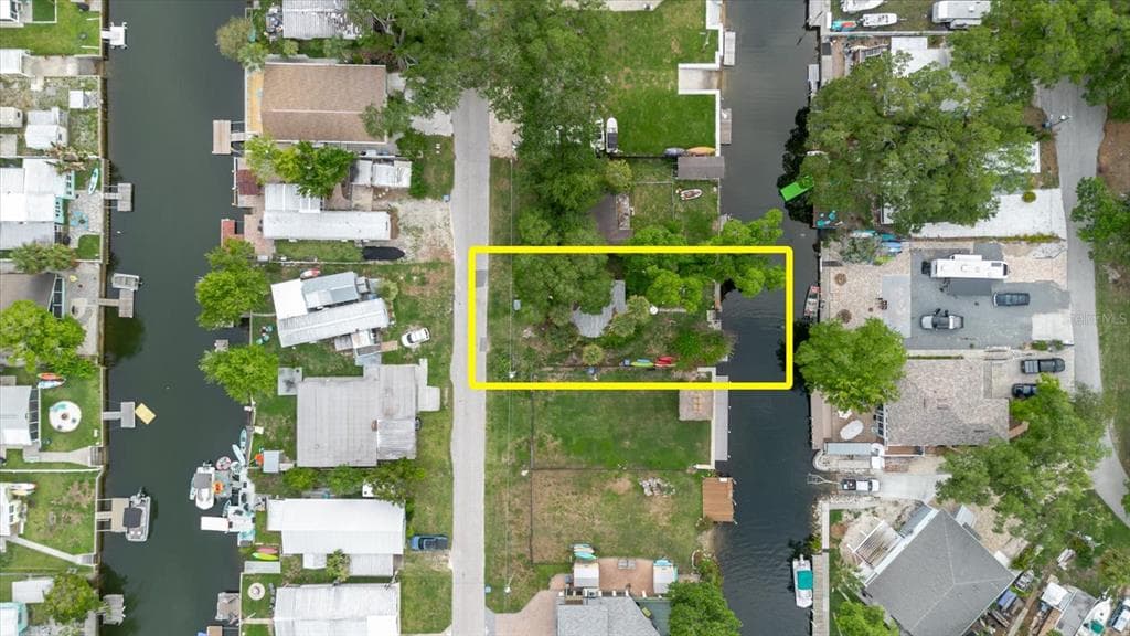 5323 CIRCLE DRIVE photo 11
