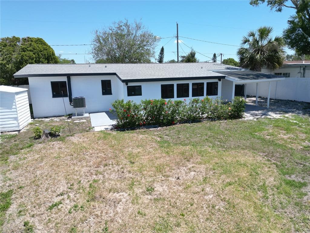 5812 LIVERPOOL DRIVE photo 23