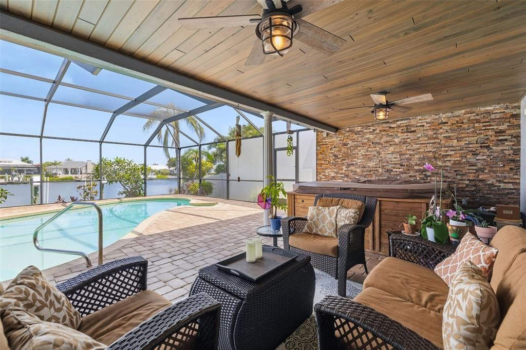 831 CHIPAWAY DRIVE 4