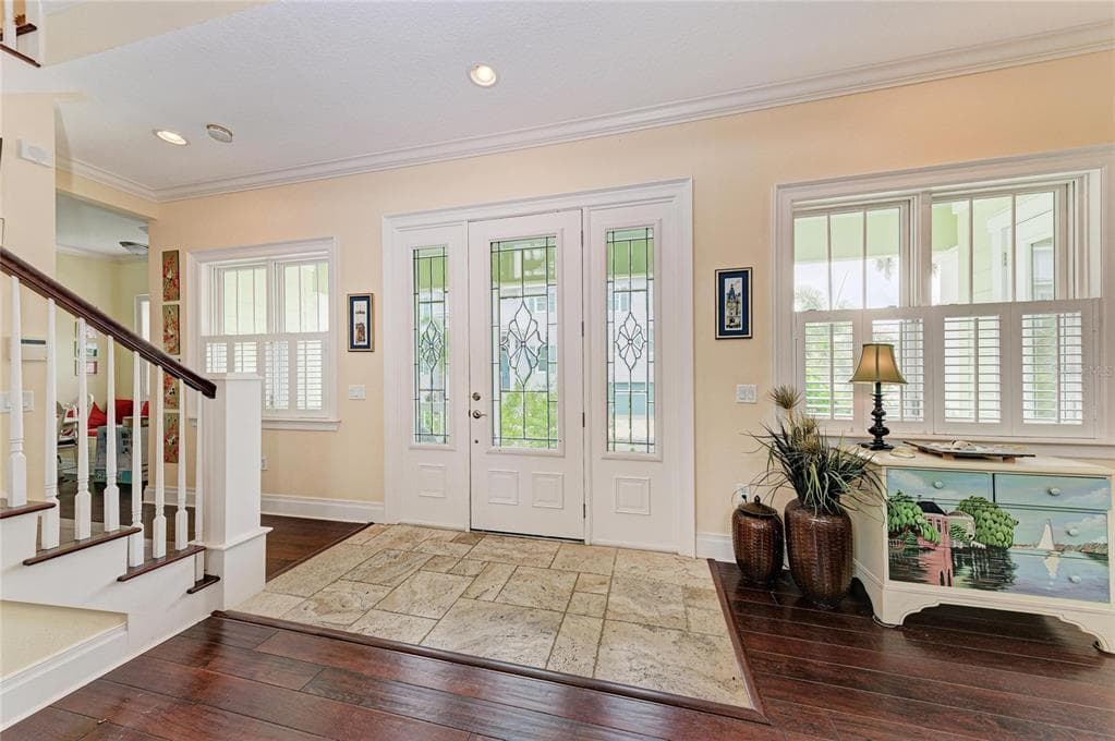 793 JUNGLE QUEEN WAY photo 8