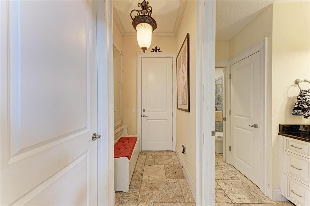 793 JUNGLE QUEEN WAY photo 25