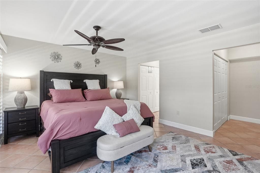 25188 MARION AVENUE 10 photo 20