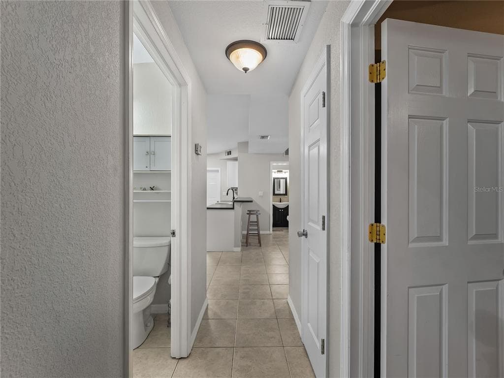 3181 NORMANDY DRIVE photo 20