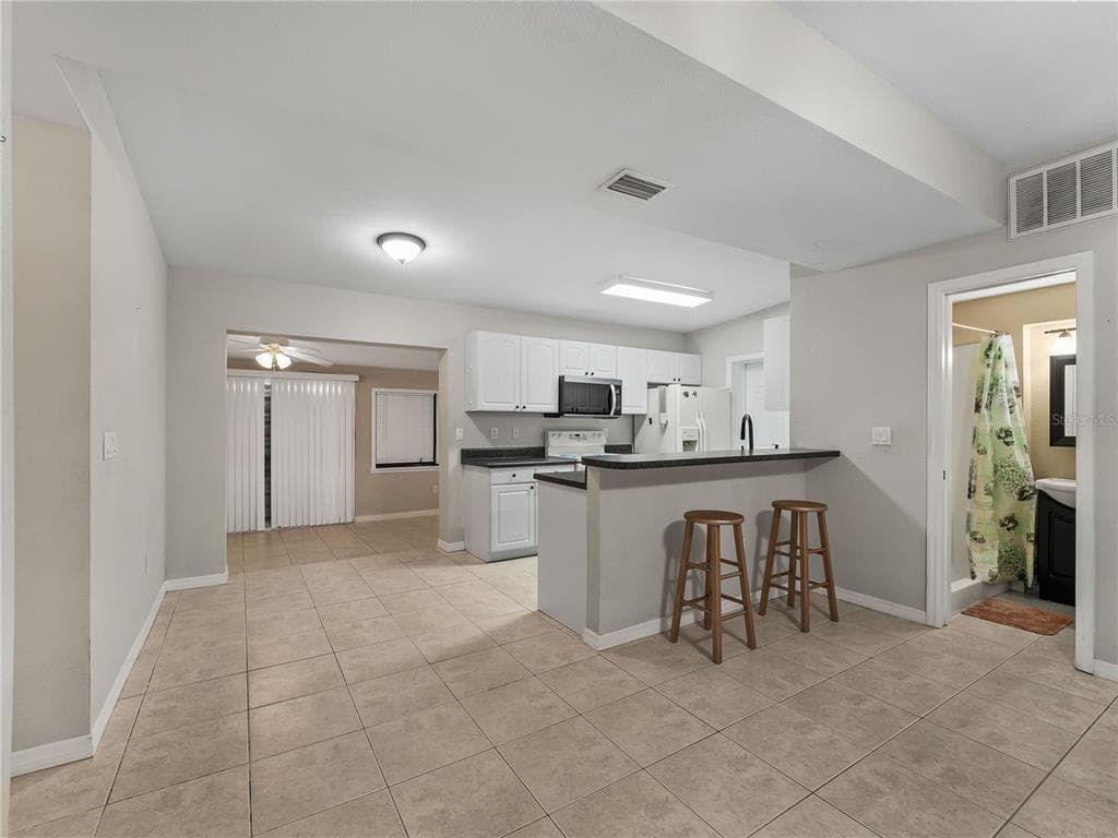 3181 NORMANDY DRIVE photo 8