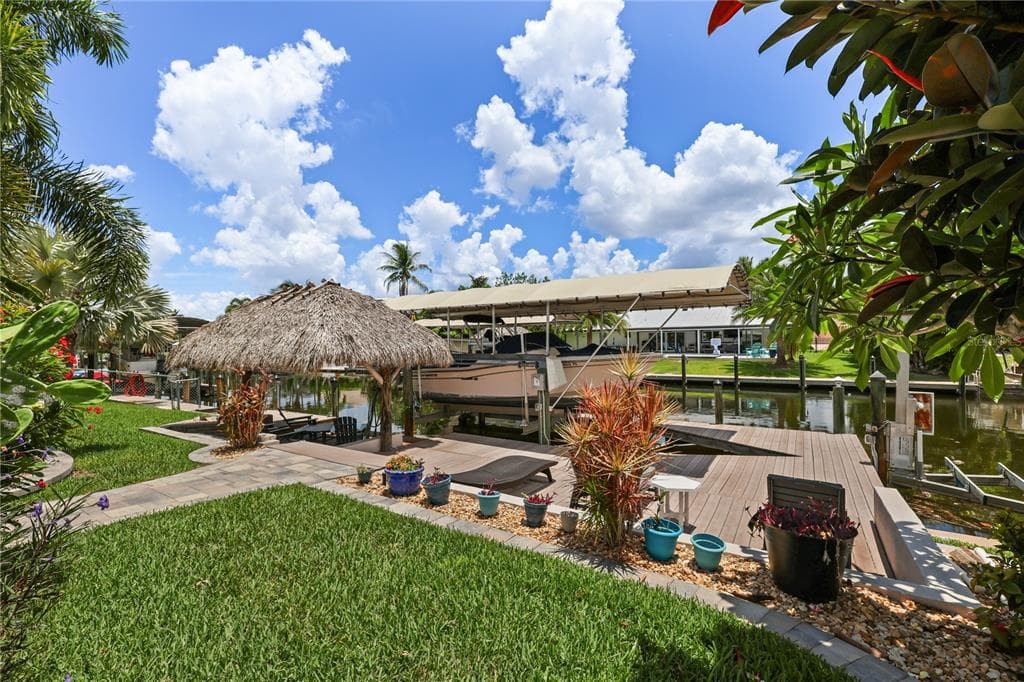 5215 PELICAN BOULEVARD 3