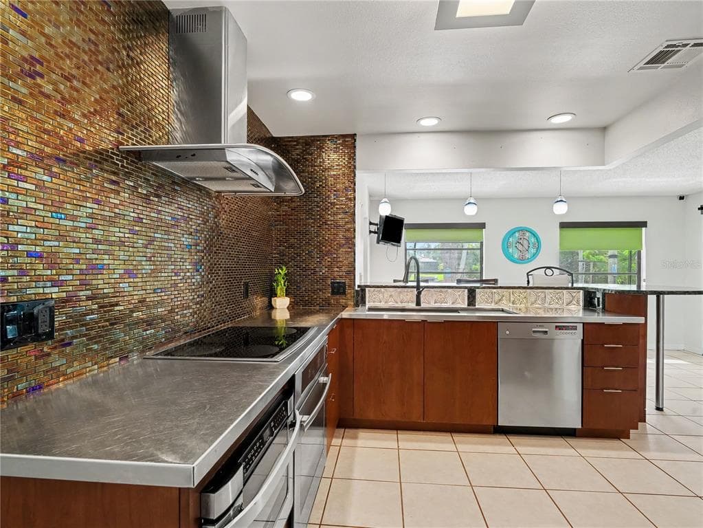 2320 LAKE SHORE DRIVE photo 10