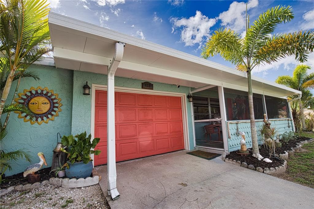 457 W TARPON BOULEVARD NW 1