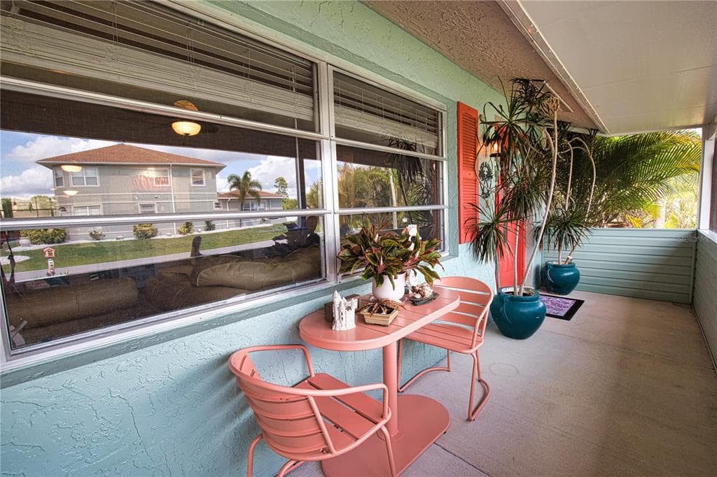 457 W TARPON BOULEVARD NW 5