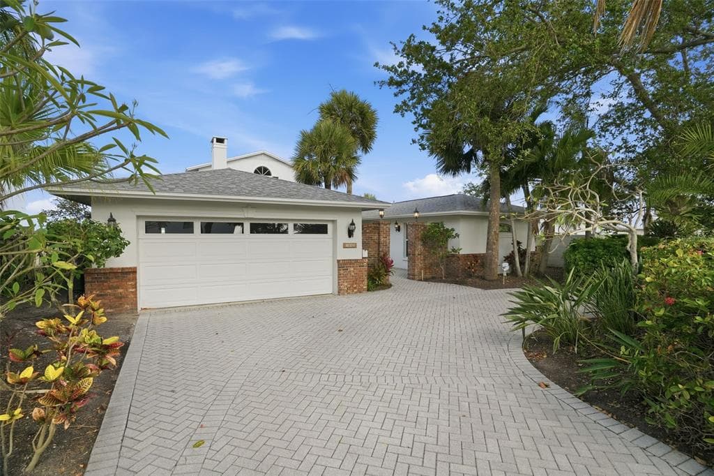 1832 VENETIAN POINT DRIVE photo 12