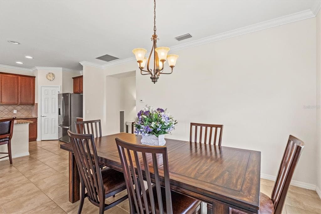 19302 JACINDA STREET photo 15