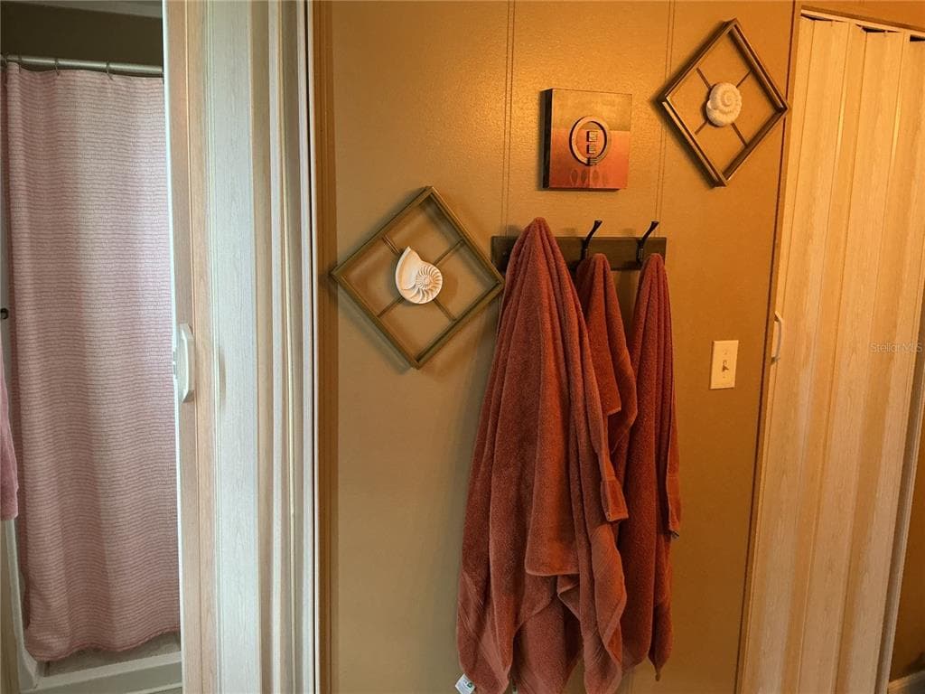 2409 VINDALE ROAD photo 24