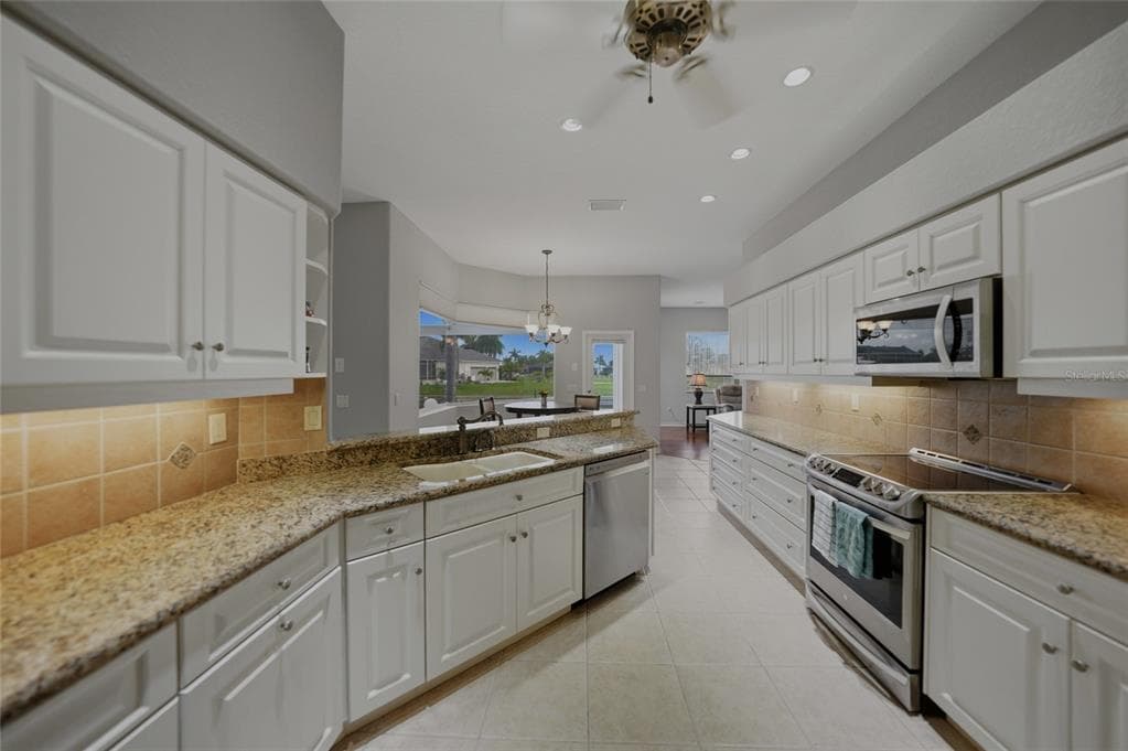 454 MACEDONIA DRIVE photo 20