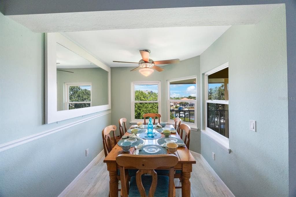 1125 PINELLAS BAYWAY S 305 photo 17