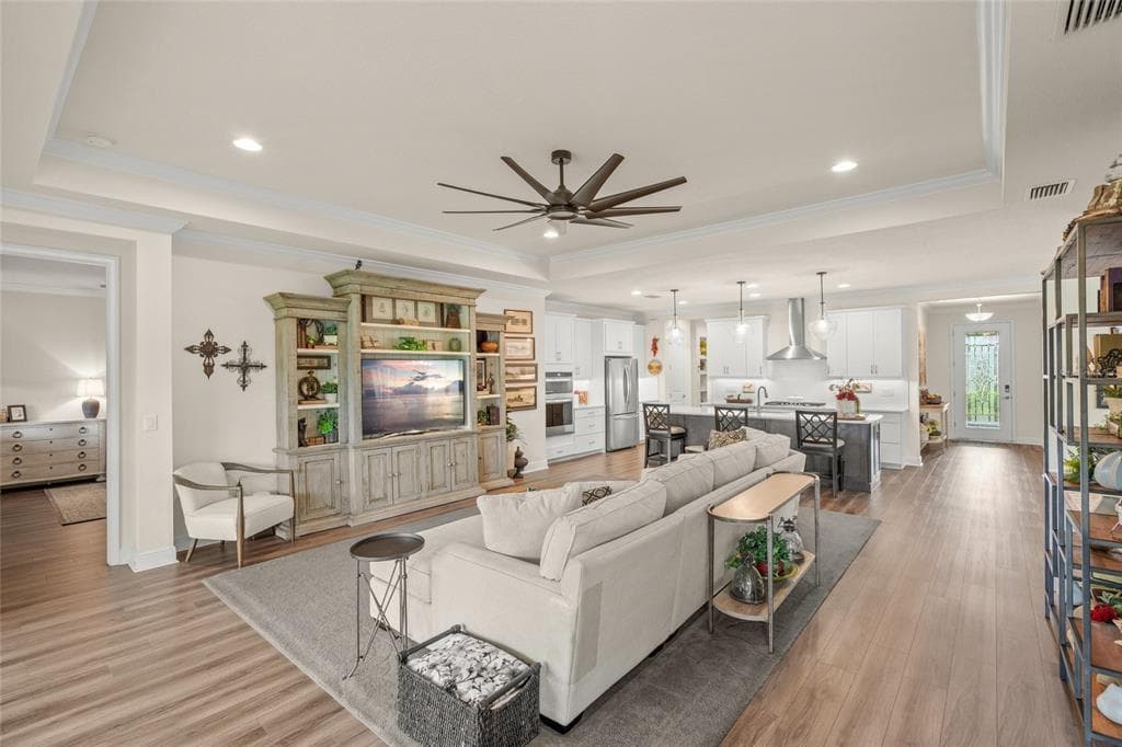 5773 LONG SHORE LOOP photo 9