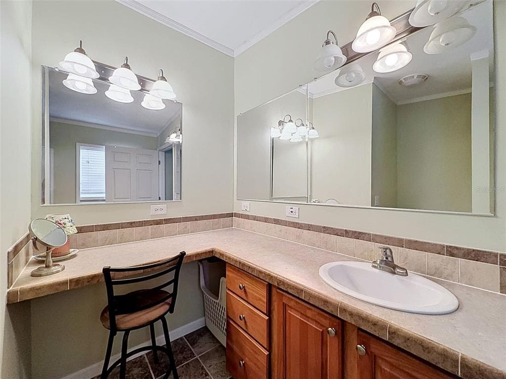6839 CURLEW LANE photo 25
