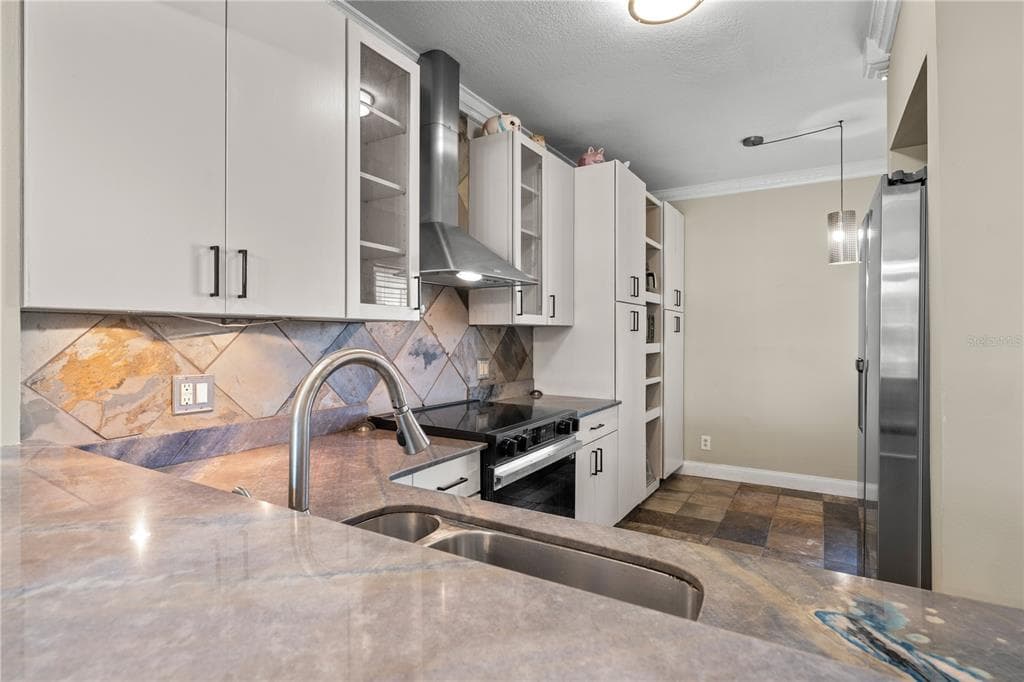 2664 EMERALD LAKE COURT 2664 photo 17
