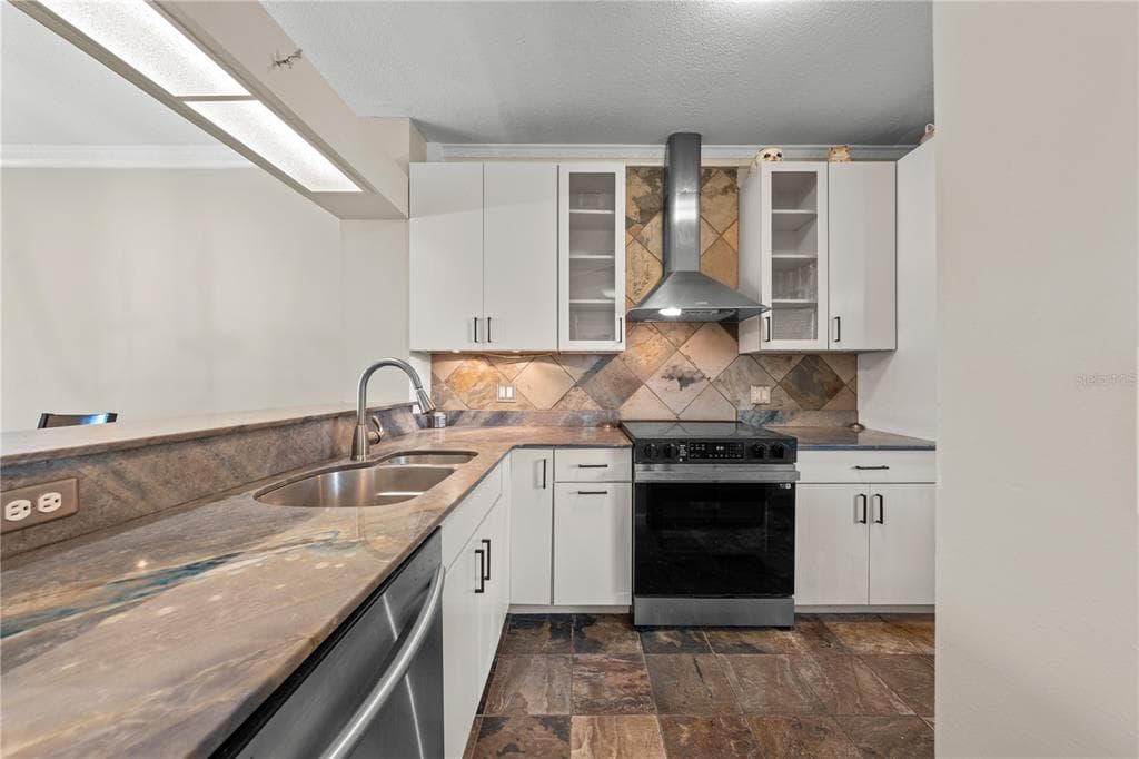 2664 EMERALD LAKE COURT 2664 photo 14