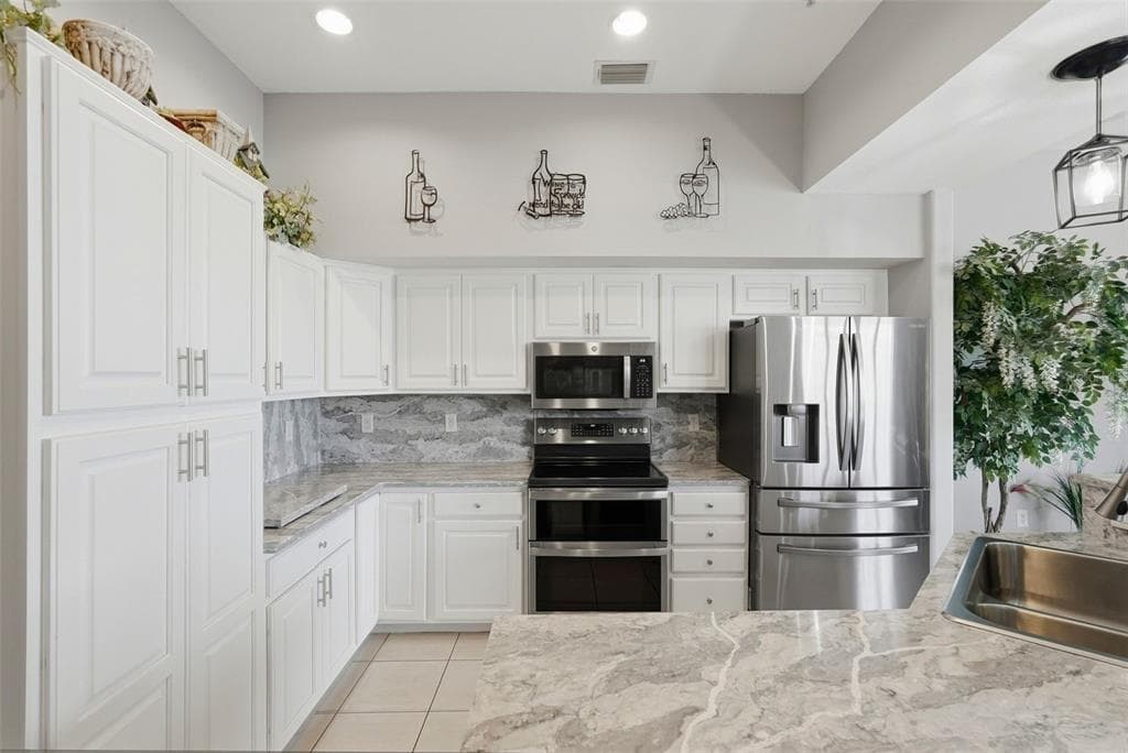200 BRIGHTWATER DRIVE 10 photo 7