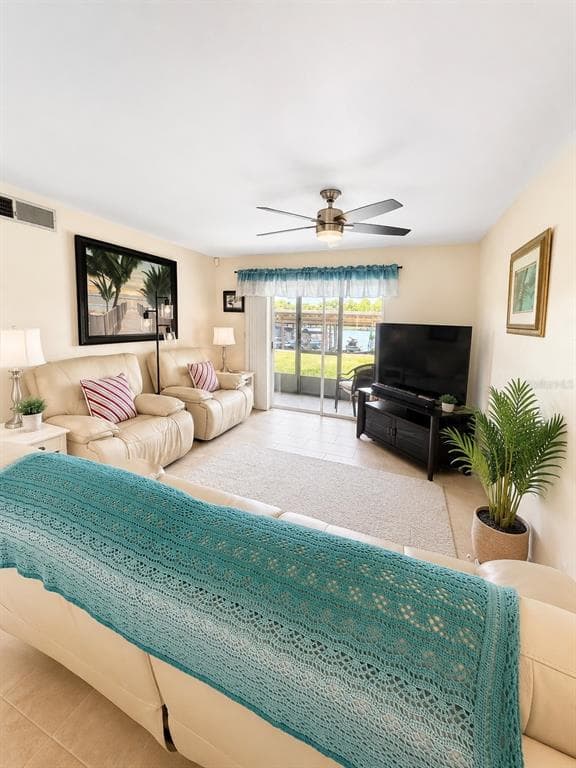 1640 JUNO TRAIL 102D photo 6