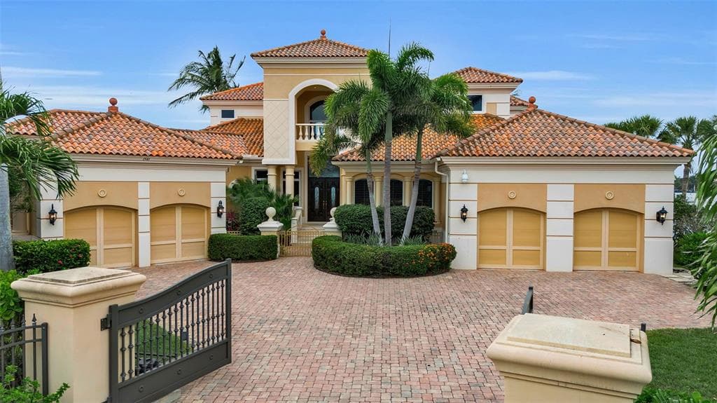 1541 CARIBBEAN DRIVE 2