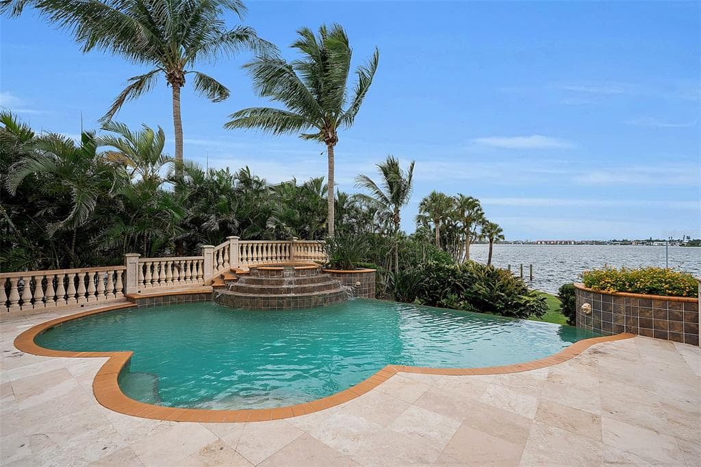 1541 CARIBBEAN DRIVE photo 13