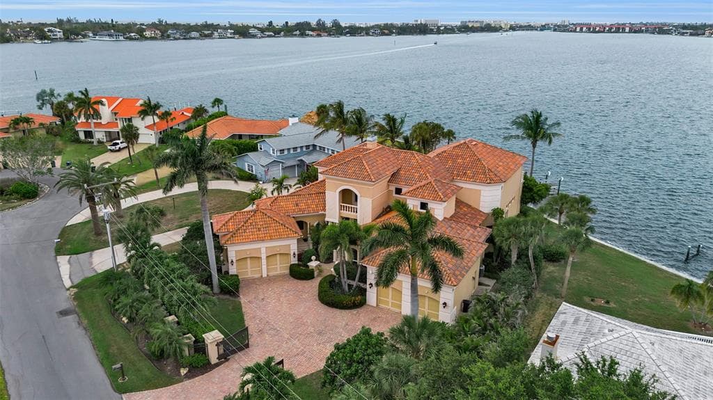 1541 CARIBBEAN DRIVE 4