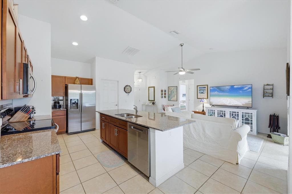 150 BAYTREE DRIVE photo 13