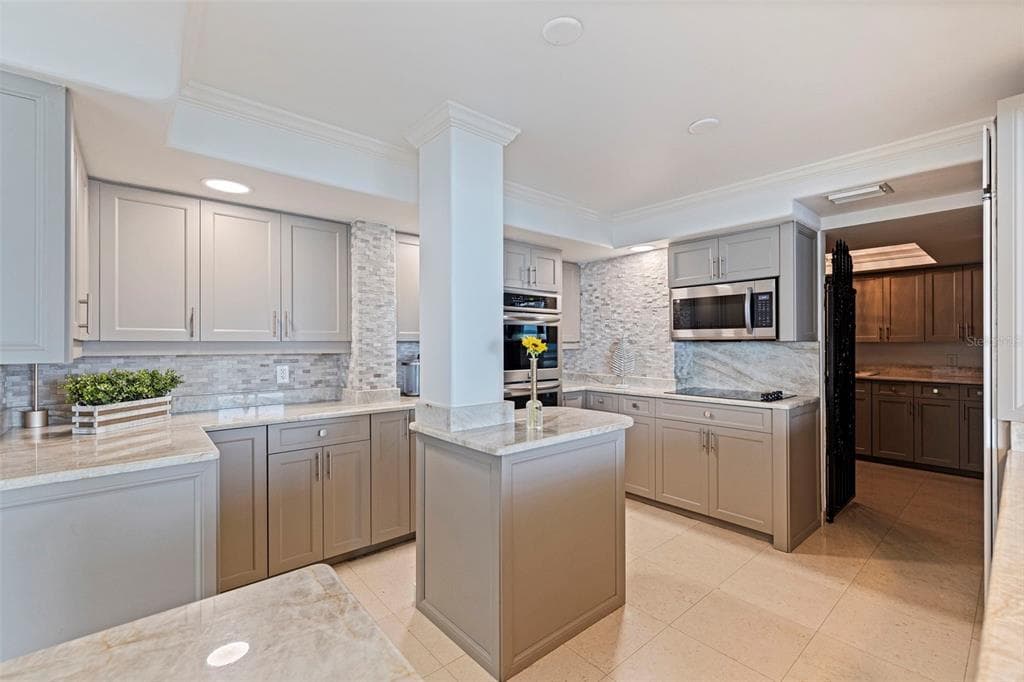 5700 MARINER STREET 702 & 703 photo 15