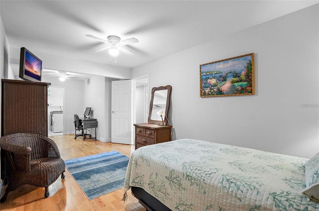 10355 PARADISE BOULEVARD 1010-1011 photo 22