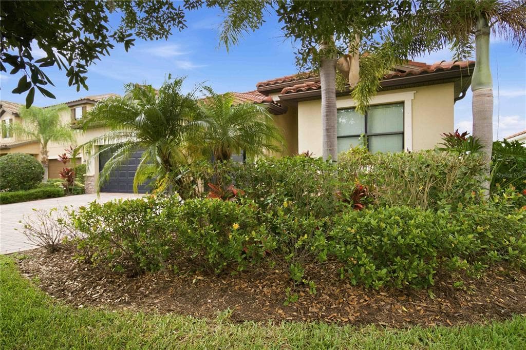 13422 SAW PALM CREEK TRAIL photo 5