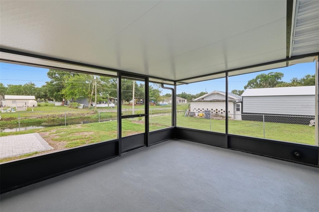 421 WATERVIEW DRIVE photo 23