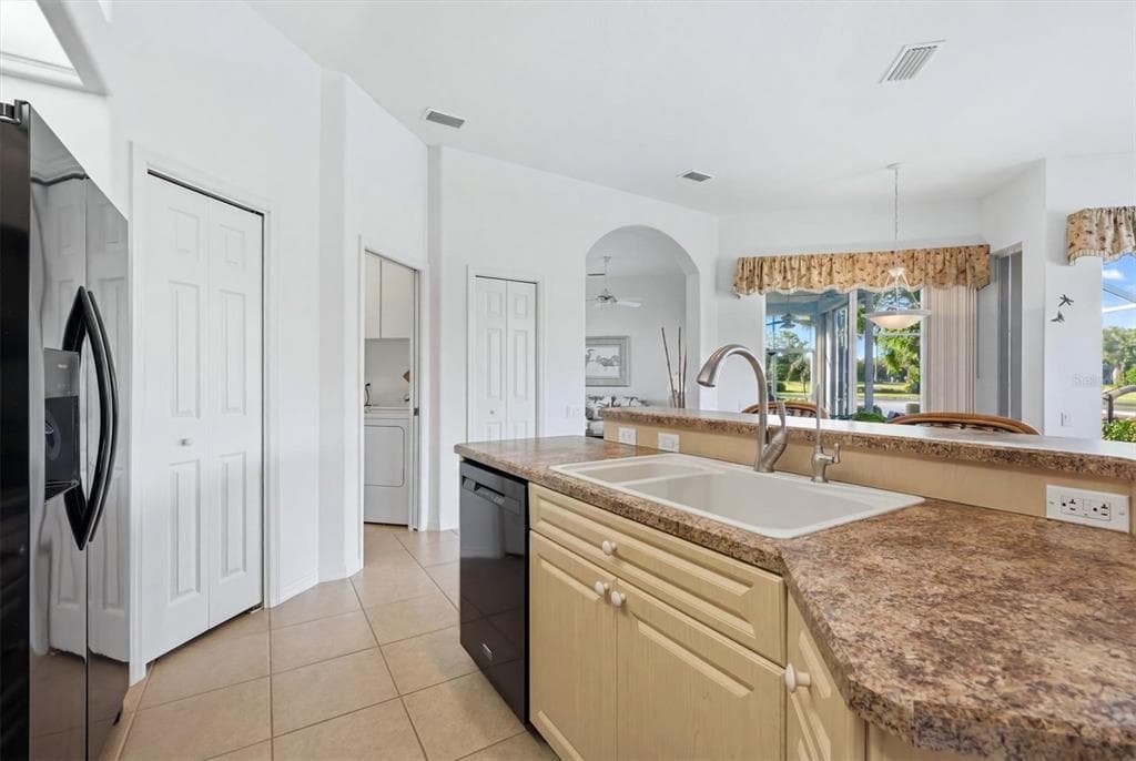 3175 VILLAGE LANE photo 16