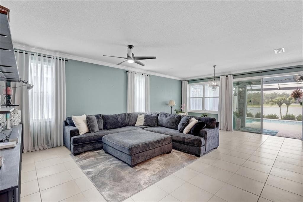 3921 MOSSY LIMB COURT photo 10
