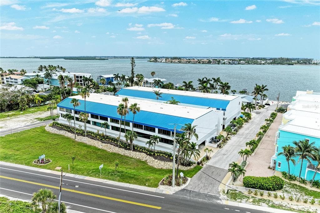 1007 GULF DRIVE N #208 5