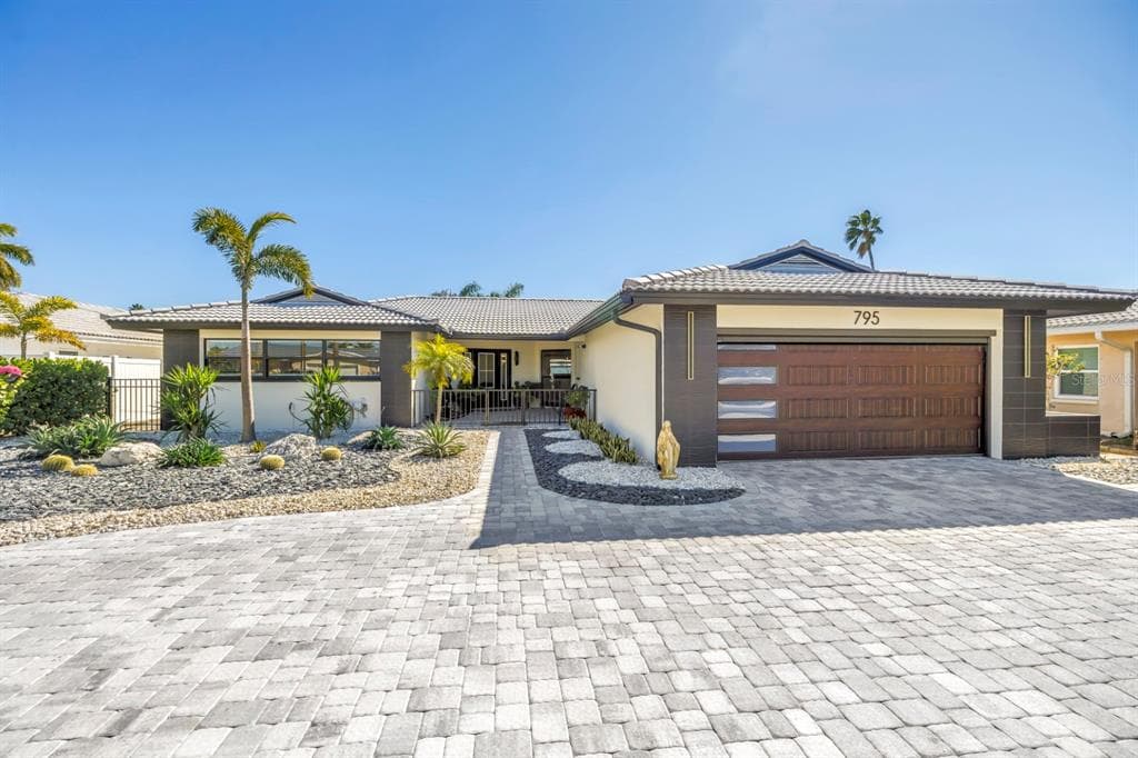 795 CAPRI BOULEVARD 4