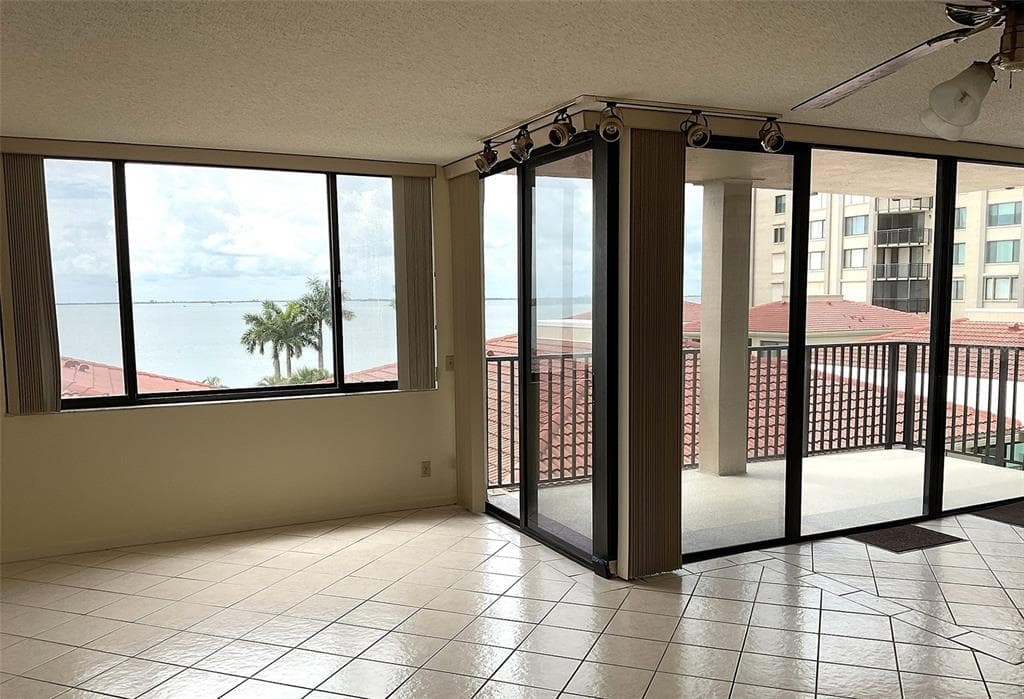 6322 PALMA DEL MAR BOULEVARD S G402 photo 2