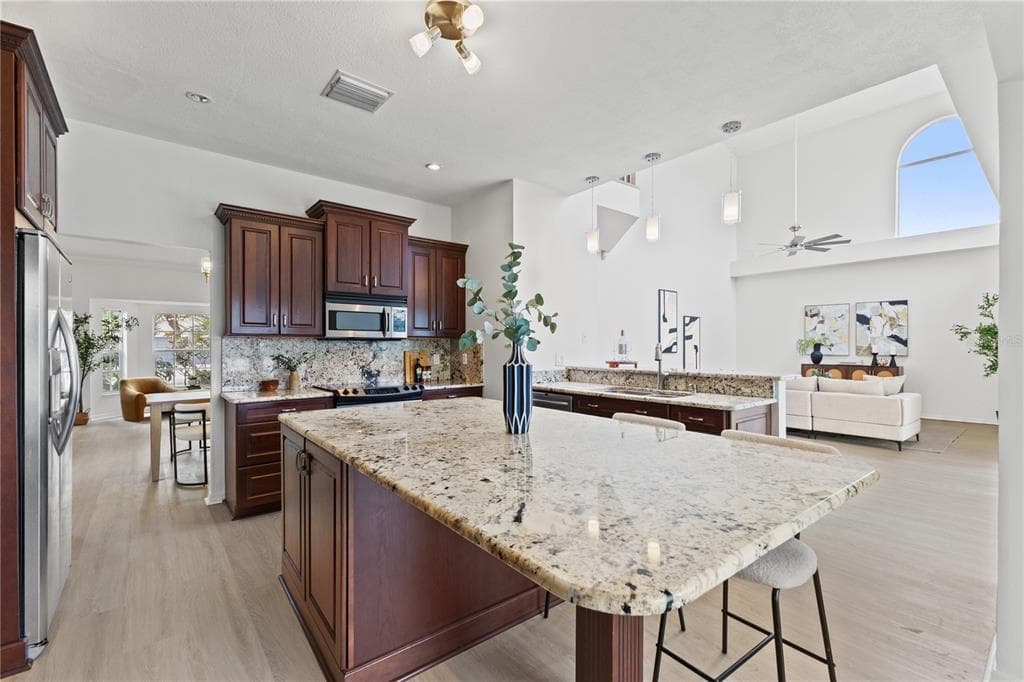 11503 WHISPERING HOLLOW DRIVE photo 6