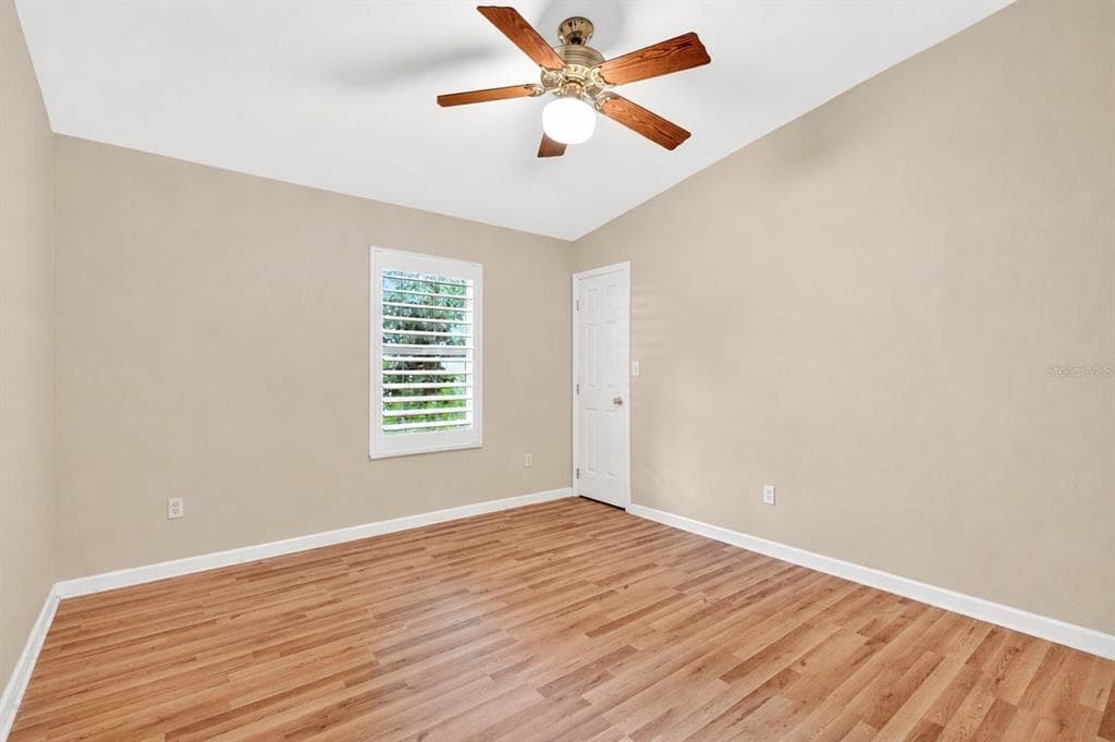 125 ANN STREET photo 17