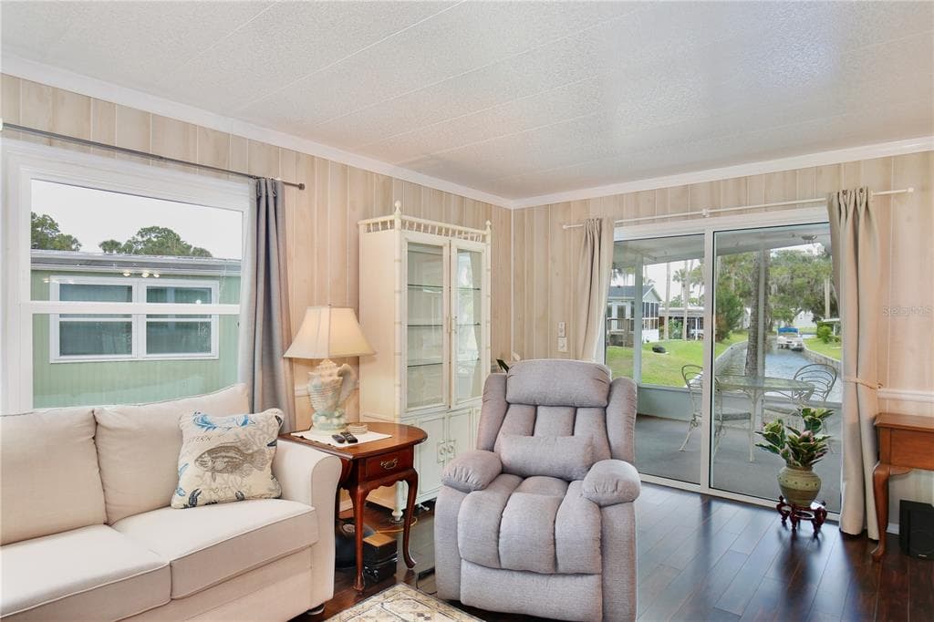 105 CANAL VIEW photo 14