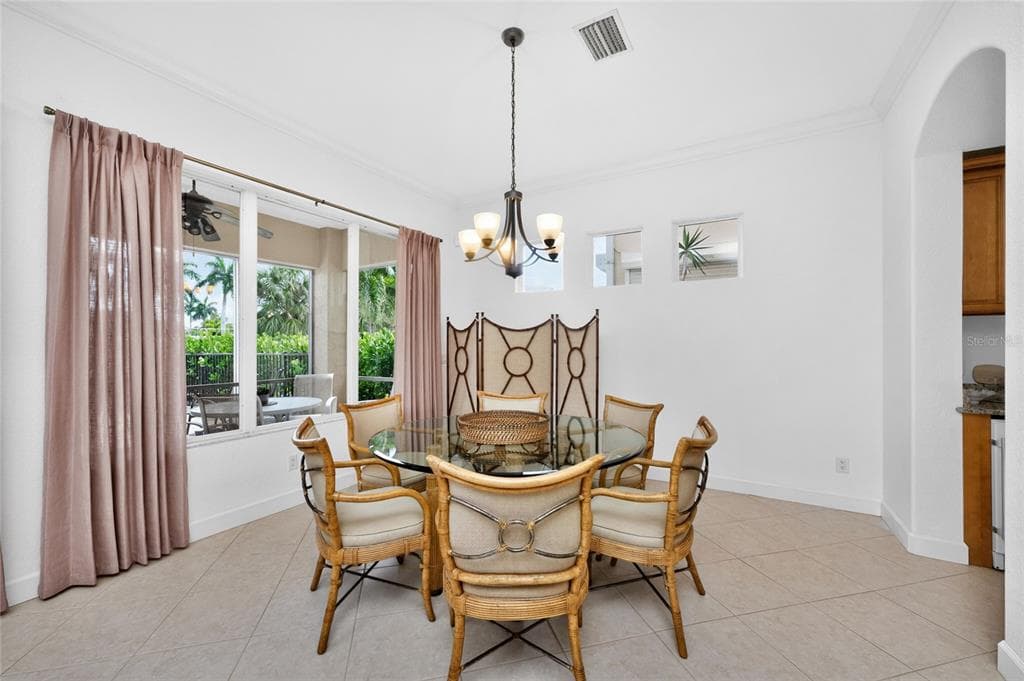 3341 SUNSET KEY CIRCLE photo 13