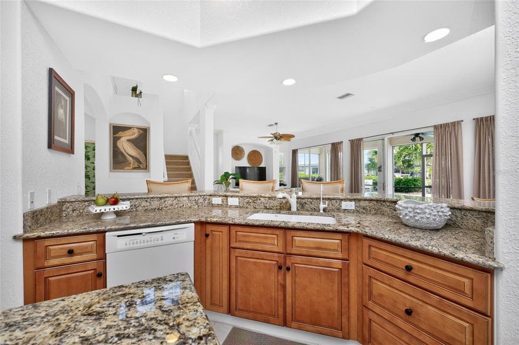 3341 SUNSET KEY CIRCLE photo 16