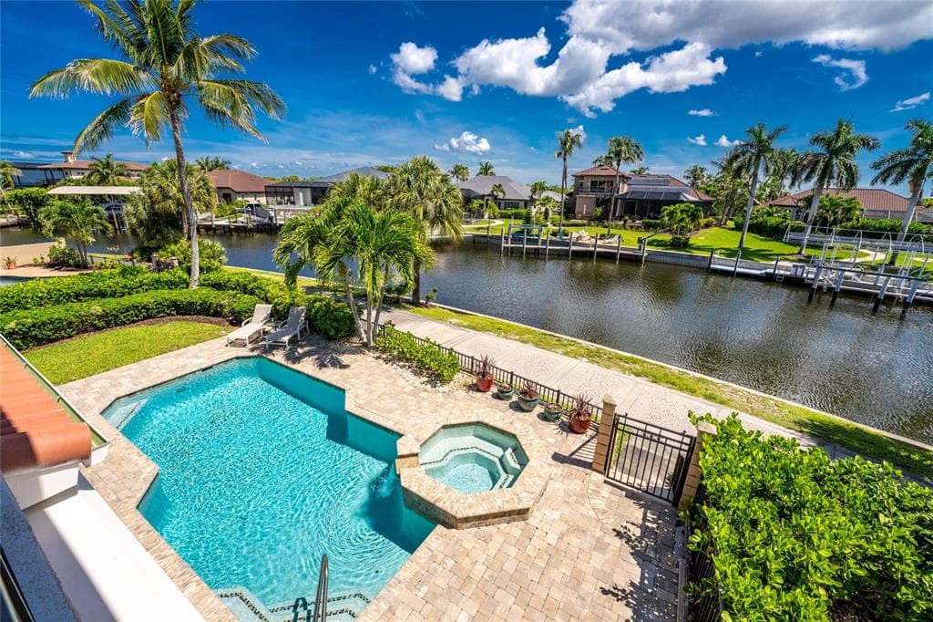 3341 SUNSET KEY CIRCLE photo 1