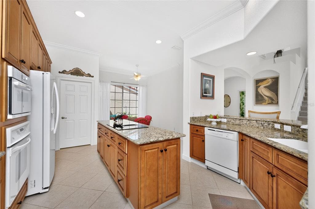 3341 SUNSET KEY CIRCLE photo 15