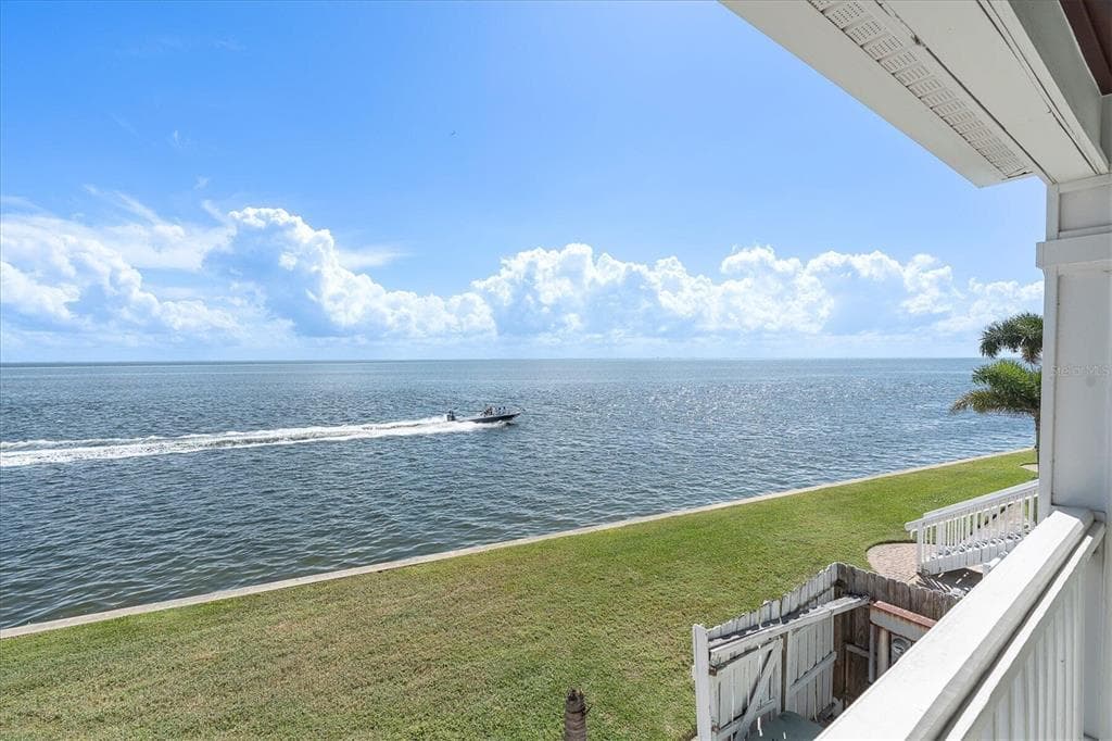4858 COQUINA KEY DRIVE SE D photo 4