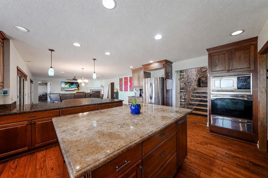 4900 RIVERVIEW BOULEVARD photo 11