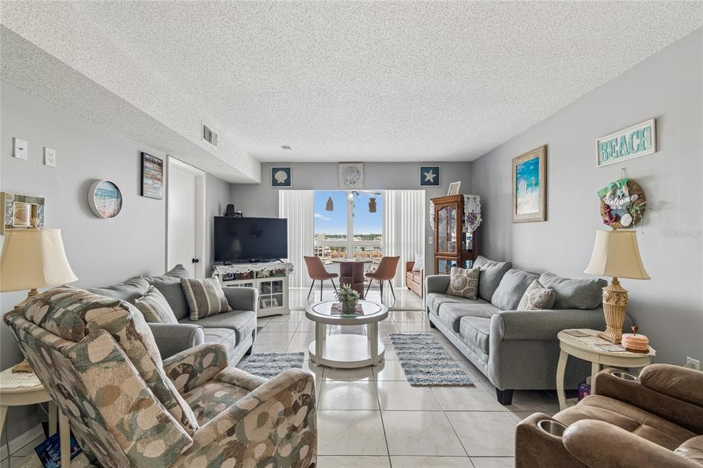 4939 FLORAMAR TERRACE #610 3