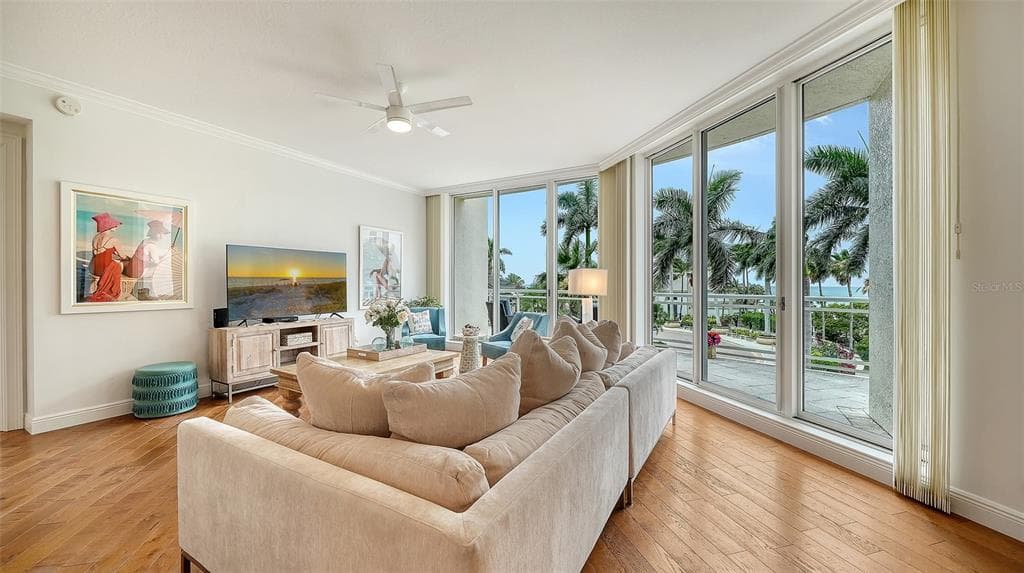 1300 BENJAMIN FRANKLIN DRIVE 301 photo 22