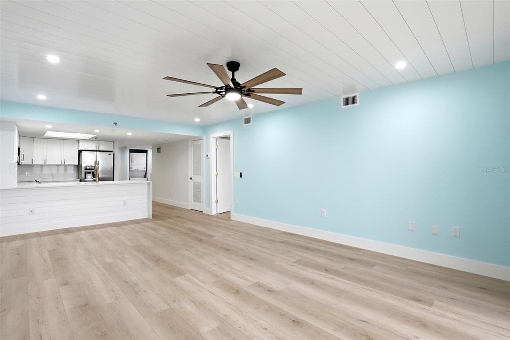 6035 SEA RANCH DRIVE 902 photo 8